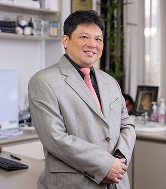 Dr. Lim Chong Hee